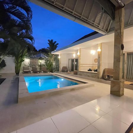 Pennylane Villa Seminyak Esterno foto