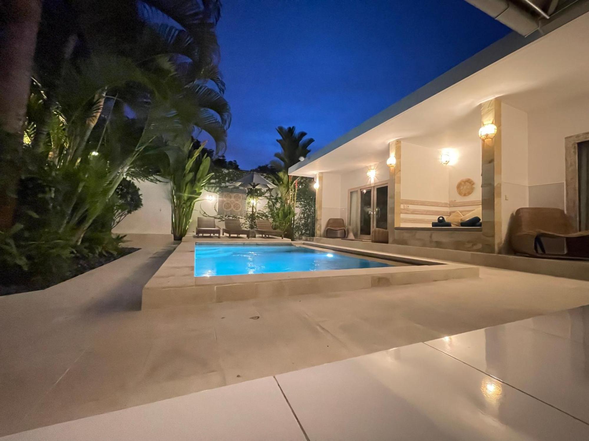 Pennylane Villa Seminyak Esterno foto